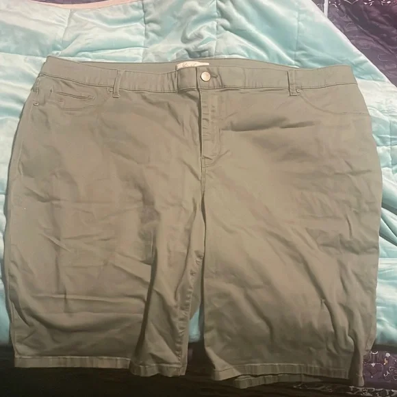 Gloria Vanderbilt Shorts Gloria Vanderbilt Khaki United Shorts